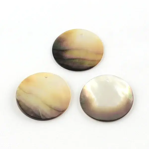 Flat Round Black Lip Shell Pendants