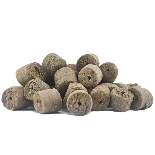 Carpway pelety black halibut s dírou 10 kg - 18 mm