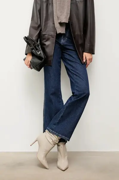 Kožené členkové topánky Answear.LAB