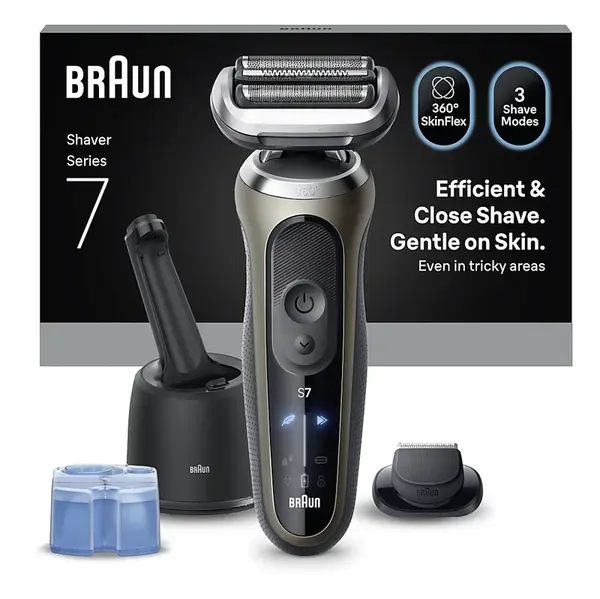 BRAUN Series 7 elektrický holicí strojek 4v1 + smart center