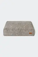 Pelíšek pro mazlíčka PAIKKA Bed Stone 125 x 80 x 20 cm