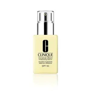 CLINIQUE Dramatically Different Moisturizing Lotion SPF 50 hydratační krém 70 ml