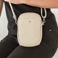 Dámska kožená kabelka na mobil a doklady Italia Monea - krémová