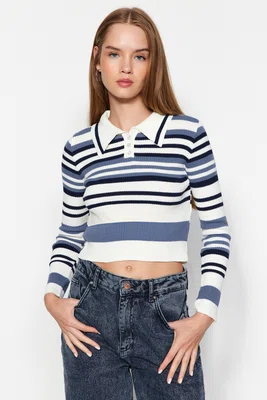 Trendyol Ecru Crop Polo Neck Pletený svetr