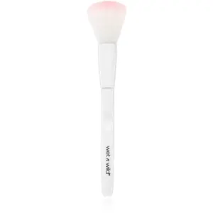 Wet n Wild Essential Blush Brush štetec na lícenku 1 ks