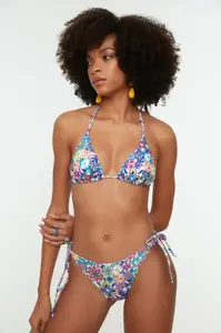 Bikiny spodní díl Trendyol Floral patterned