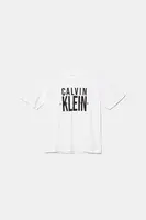 Dětské bavlněné tričko Calvin Klein Jeans bílá barva, s potiskem, IB0IB02448