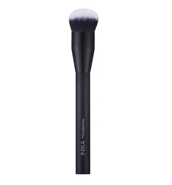 Inika Organic Štětec na make-up a pudr 1 ks