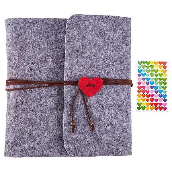 DIY Felt Scrapbook Photo Album
