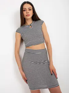 Set-TW-KMPL-BL-DY1021.04P-black-white