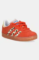 Dětské sneakers boty adidas Originals GAZELLE TOY STORY oranžová barva, JI0075