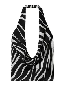 Bershka Top  čierna / biela