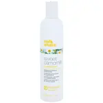 milk_shake® Sweet Camomile vyživující kondicionér pro blond vlasy bez parabenů 300 ml