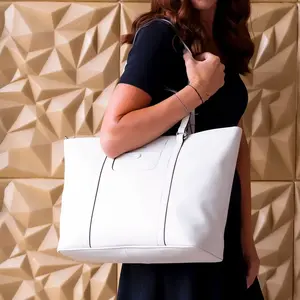 Elegantná dámska kožená kabelka Katana Moana - biela