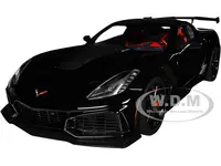 2019 Chevrolet Corvette C7 ZR1 Black with Carbon Top 1/18 Model Car by Autoart