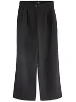 Next Plisované nohavice  čierna