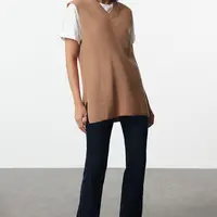 Trendyol Camel Basic V-Neck Knitwear Sweater