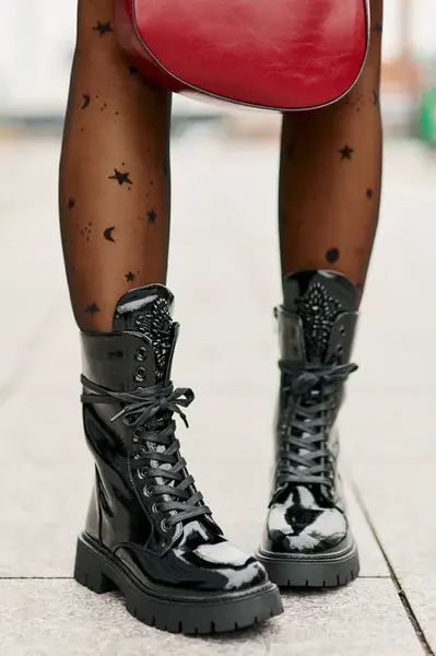 PS1 Lakované Zateplené Boty Pracovní Se Zdobením Černé Kelilea