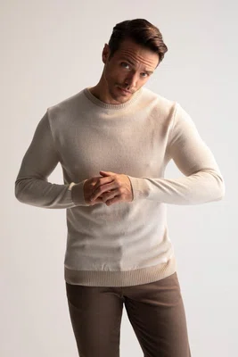 DEFACTO Slim Fit Crew Neck Patched Sleeve Detailed Knitwear Sweater R1110az22wn