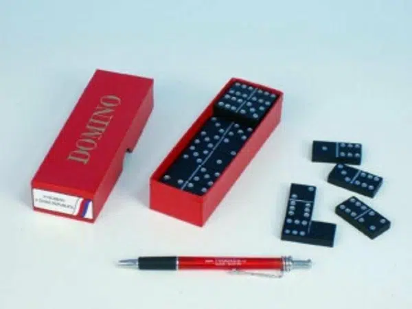 Domino - společenská hra / 28 ks v krabičce