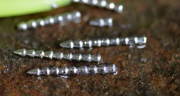 Redbass dovažovací trn 10 ks - s  1,2 g