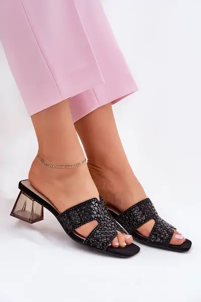 Dámské sandály na podpatku Vinceza