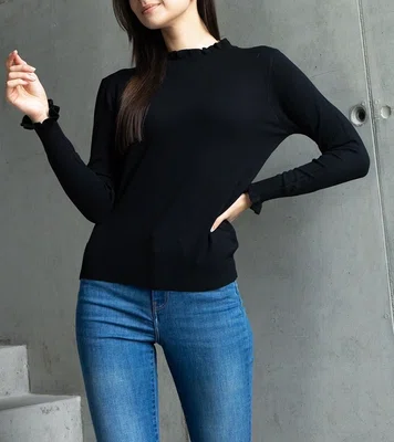 Gemre Black soft sweater decorated with a frill Luel