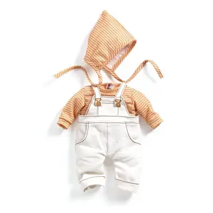 Baby Pomea - nohavice s náprsenkou a tričko s čiapočkou pre bábiky