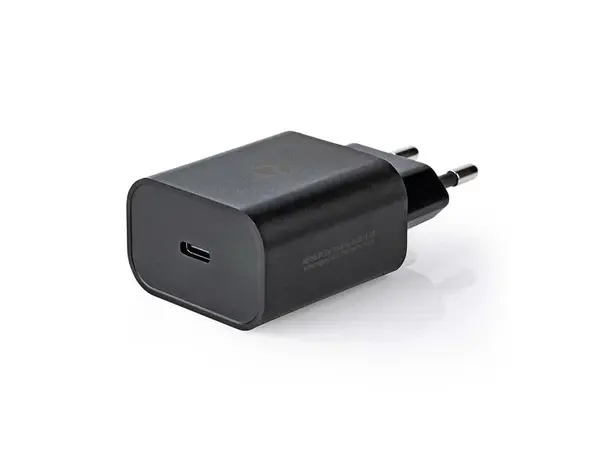 Adaptér USB NEDIS WCQC402ABK