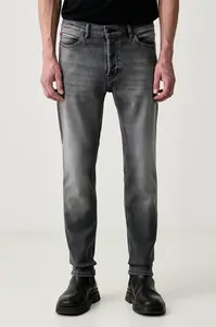 HUGO  rifle tapered pánske