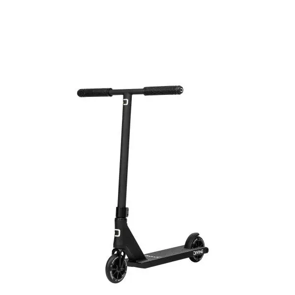 Koloběžka street Divine Nyx XS černá