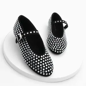 Černé balerínky s kamínky