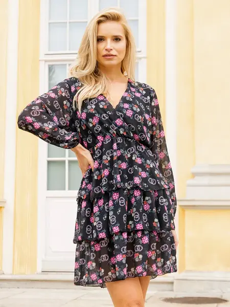 Resti Women's black floral dress - Clothing