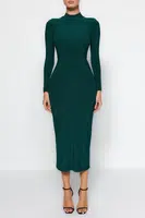 Trendyol Emerald Green Stand-Up Collar Fitted/Situated Maxi strečové pletené šaty