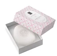 Rituals Tuhé mýdlo na tělo a vlasy The Ritual of Sakura (Shampoo & Body Bar) 100 g