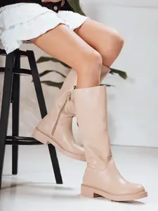 Béžové holínky bez podpatku