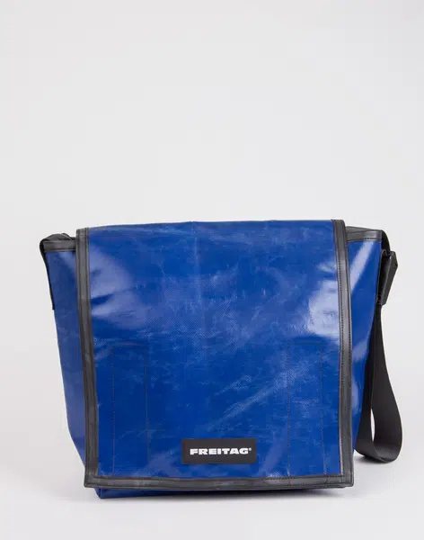 FREITAG F21 Nightclub