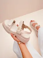 Resti Women's sandals on a thicker sole Aganda