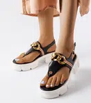 marka niezdefiniowana Black thong sandals on a chunky sole Breana