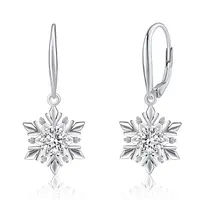 Silvego Elegantné strieborné náušnice Snehová vločka JJJE0811sw