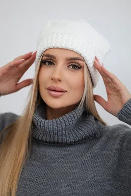 marka niezdefiniowana Dámská čepice Nastia K373 bílá