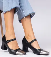 Gemre Black women's pumps with silver toe Radora