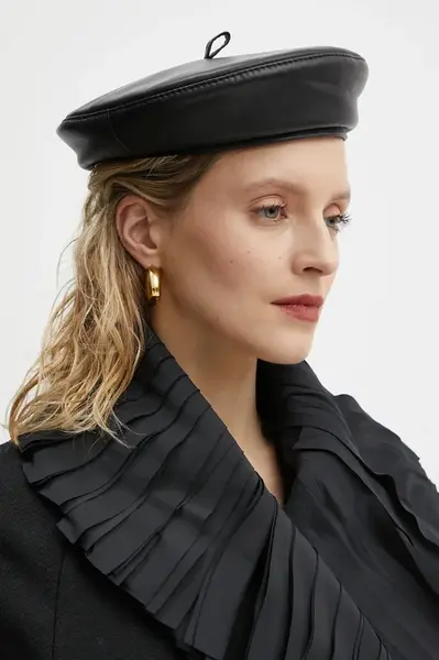 Kožená baretka Ruslan Baginskiy