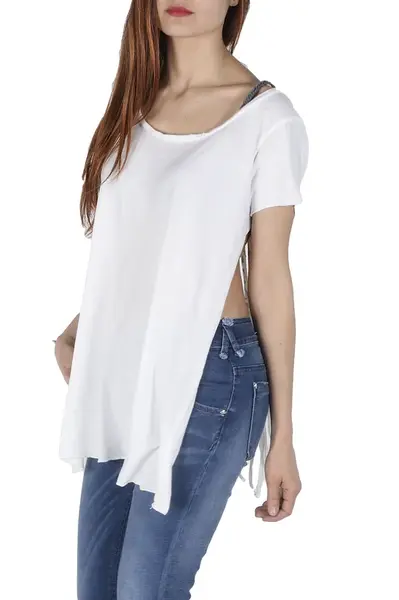 Bílé triko s krátkým rukávem