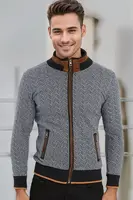 Pánský svetr s rybím vzorem