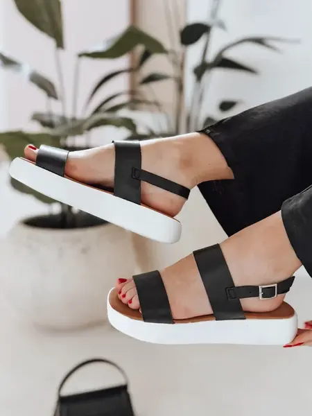 Dámské sandály ZENELLA černé