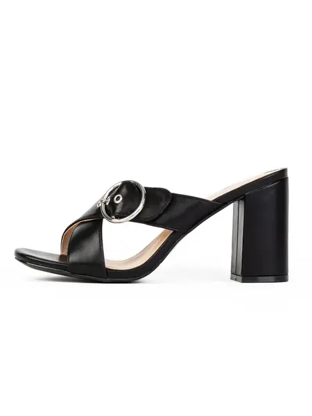 Celena Šľapky 'Chene'  čierna