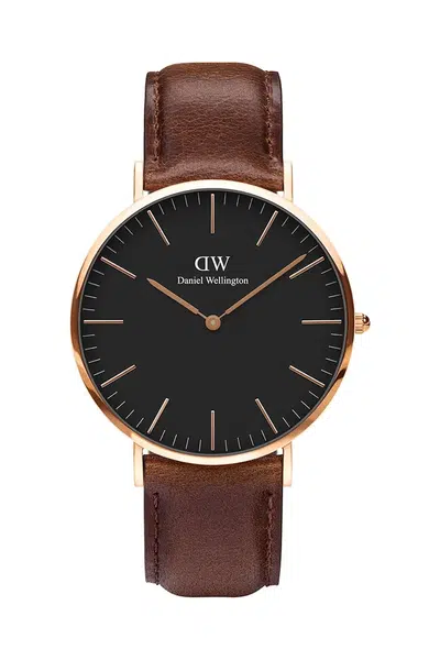 Hodinky Daniel Wellington hnědá barva, DW00100125