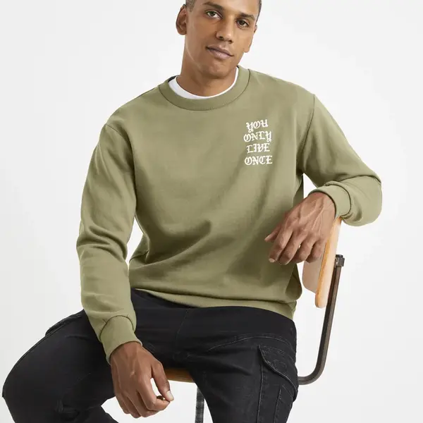 Svetlozelená pánska mikina s nápisom na chrbte Celio