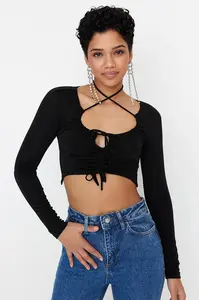 Dámsky top Trendyol Crop